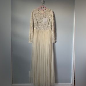 Maya Deluxe Long Sleeve Cream Formal Dress Size 6 NWT